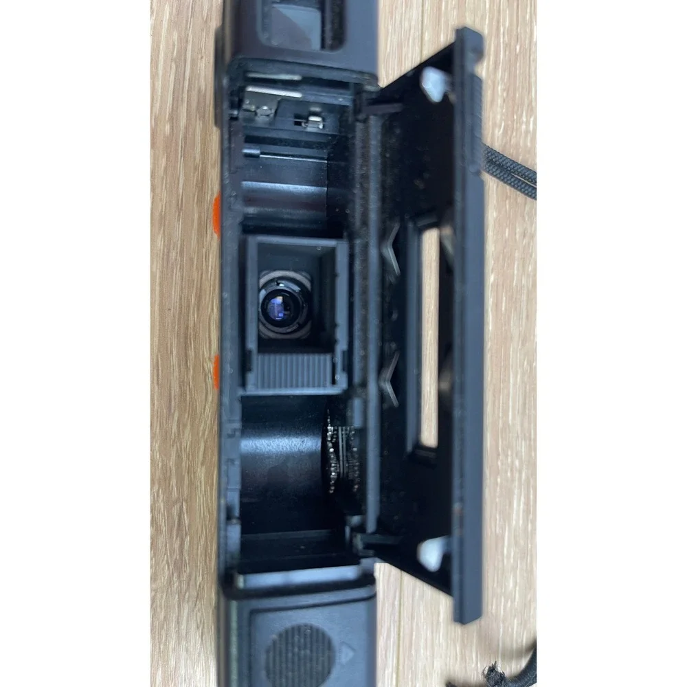 Minolta Autopak 430E Pocket 110 Film Camera Vintage Black with Flash